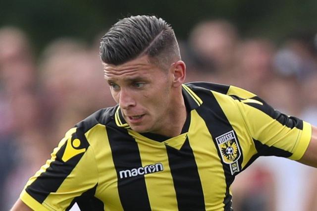 上同时跑赢 上同时跑赢