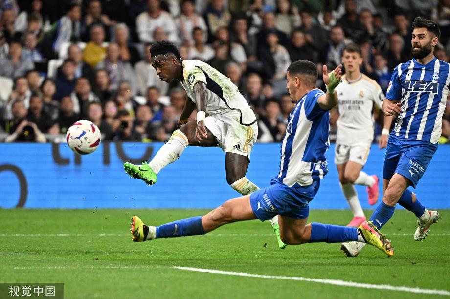 借助吕迪格 借助吕迪格